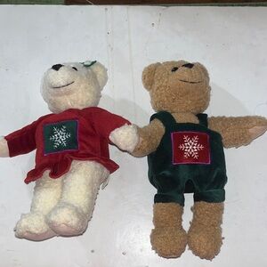 Festive Hallmark kiss kiss Teddy Bear Pair with Snowflake Outfits